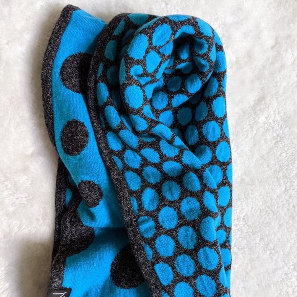 Woman's Infinity Scarf / Snood - Picture 1 of 7